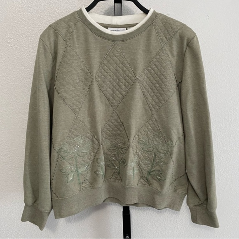 Cottagecore Quilted Emboridered Sweater PL Grandmacore Floral Twee‎ Cozy